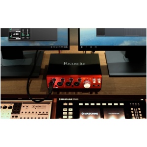 Interfaz de Audio Focusrite Clarett 4 Pre USB 18i8