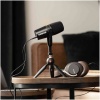 Micrófono Dinámico Shure MV7 Podcast Kit Con Trípode